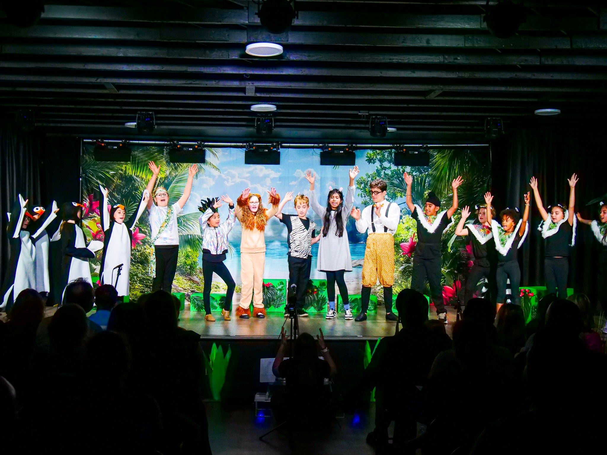 Photo Backdrop Beach Beach Trail Palm Leaves Summer Backdrop CJJ3-235