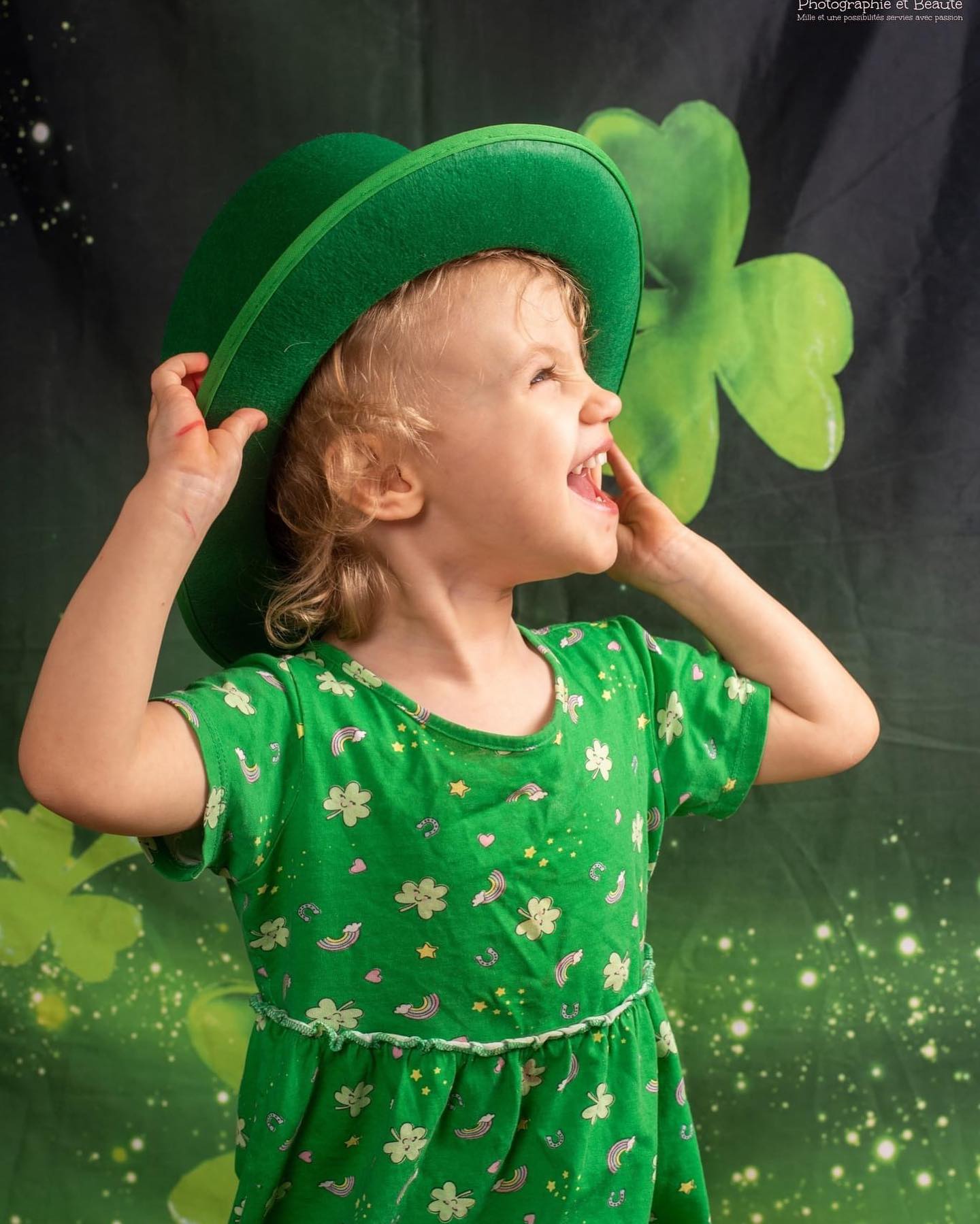 Happy St. Patrick's Day Green Luck Backdrop for Photo Booth SH166