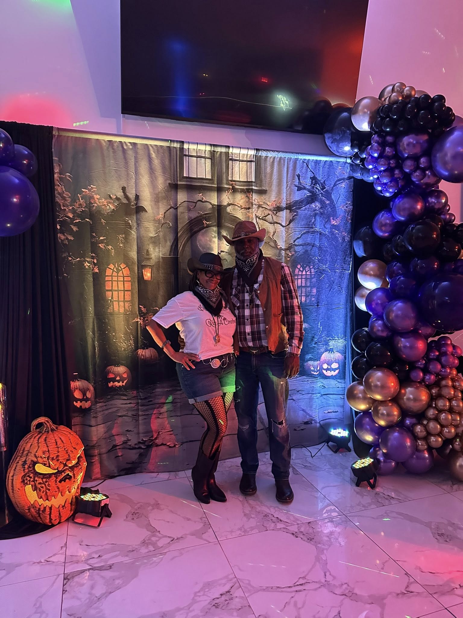 Spooky Halloween Night Cemetery Gate Backdrop RR8-373