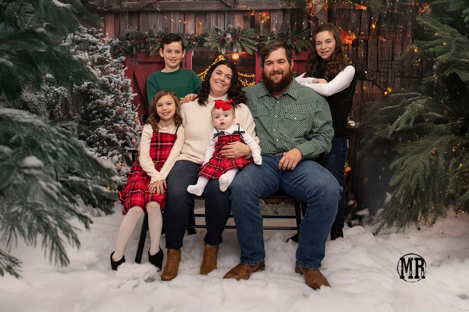 Christmas Red Barn Entrance Backdrop BRP7-224