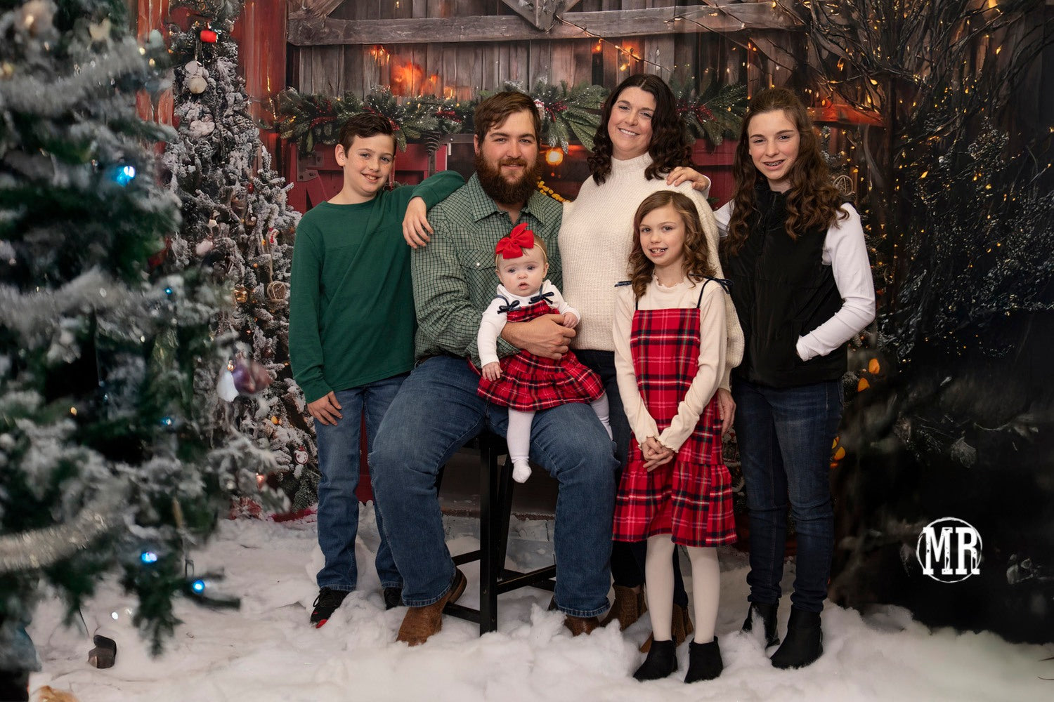 Christmas Red Barn Entrance Backdrop BRP7-224