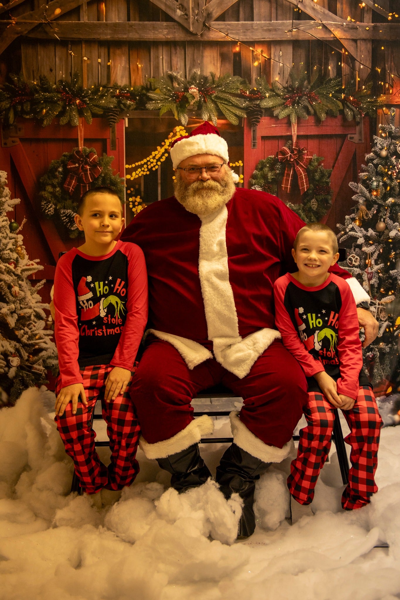 Christmas Red Barn Entrance Backdrop BRP7-224