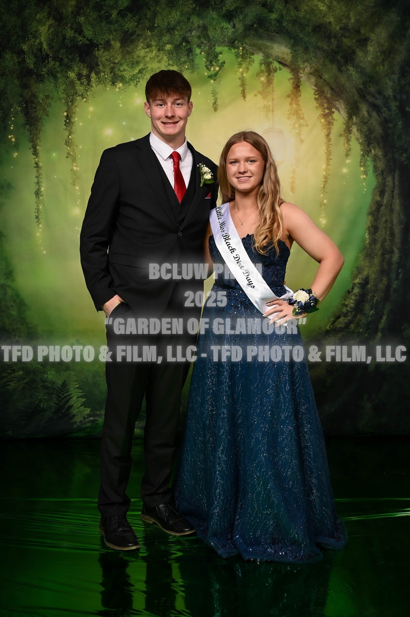 Forest Fairytale Backdrops Mysterious Cave Background J03529