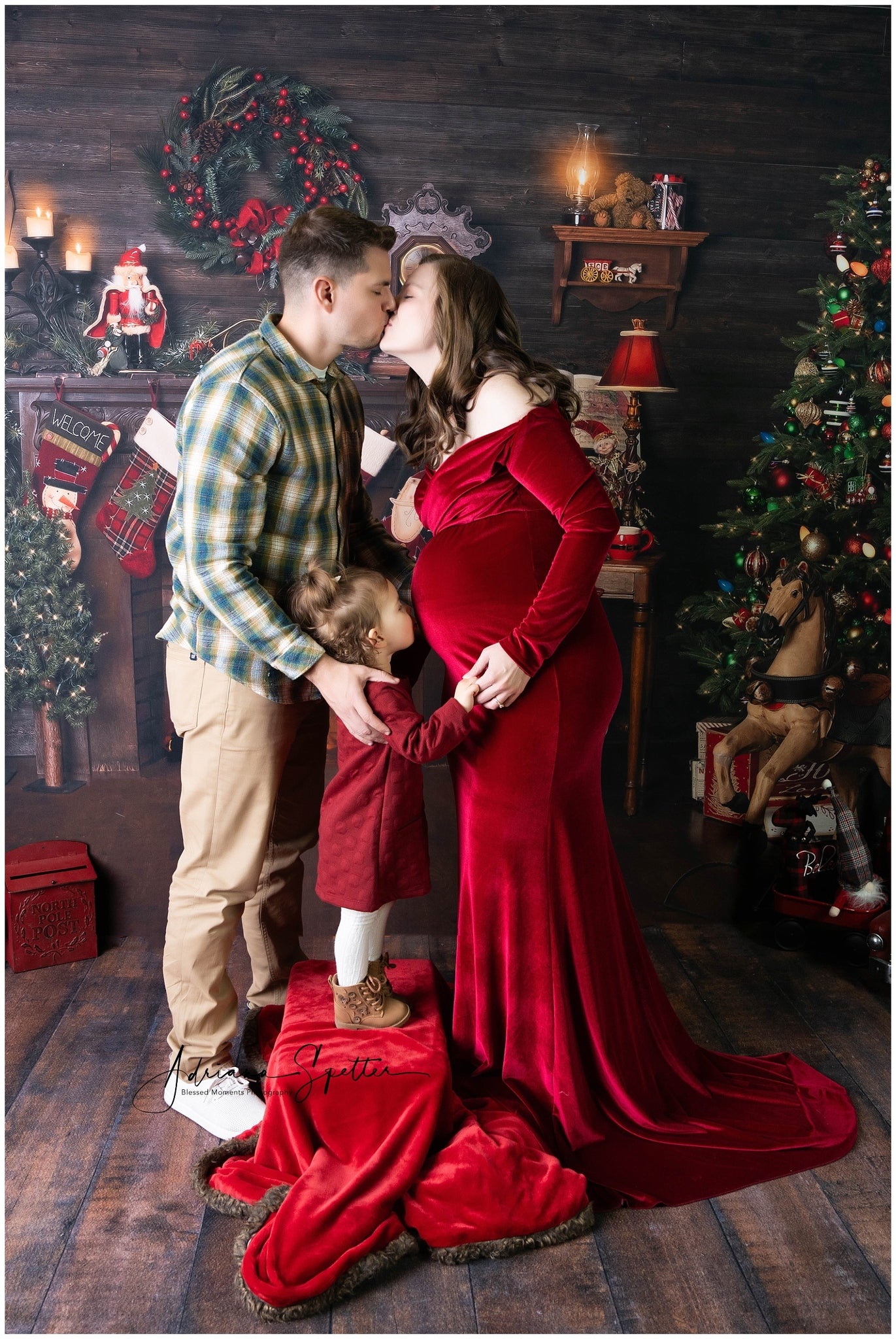 Christmas Backdrop Wood House Fireplace Stockings Christmas Photo Backdrop MRR10-52