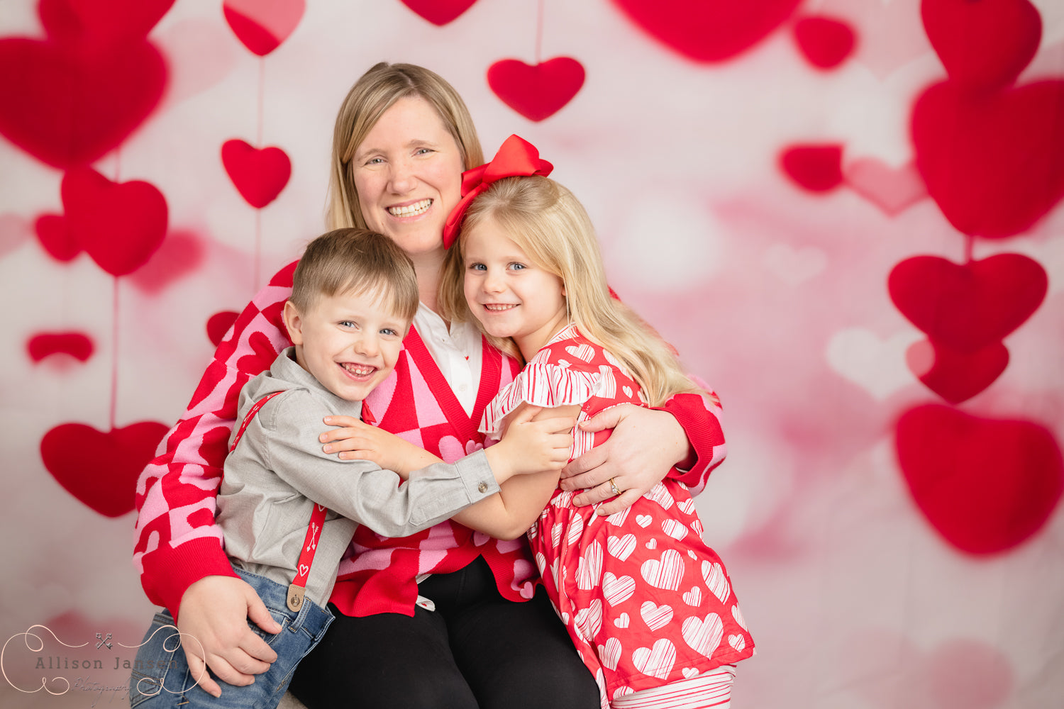 Valentine Backdrop Floating Red Hearts Bokeh Strings Valentine's Day Backdrop MRR9-96