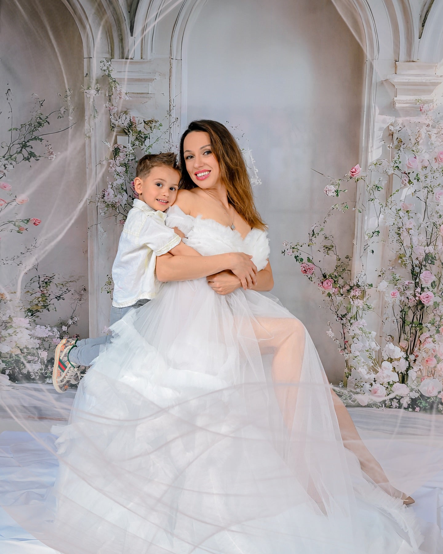 Mothers Day Backdrop Blooming Pink Roses Archway Backdrop GQ2-183