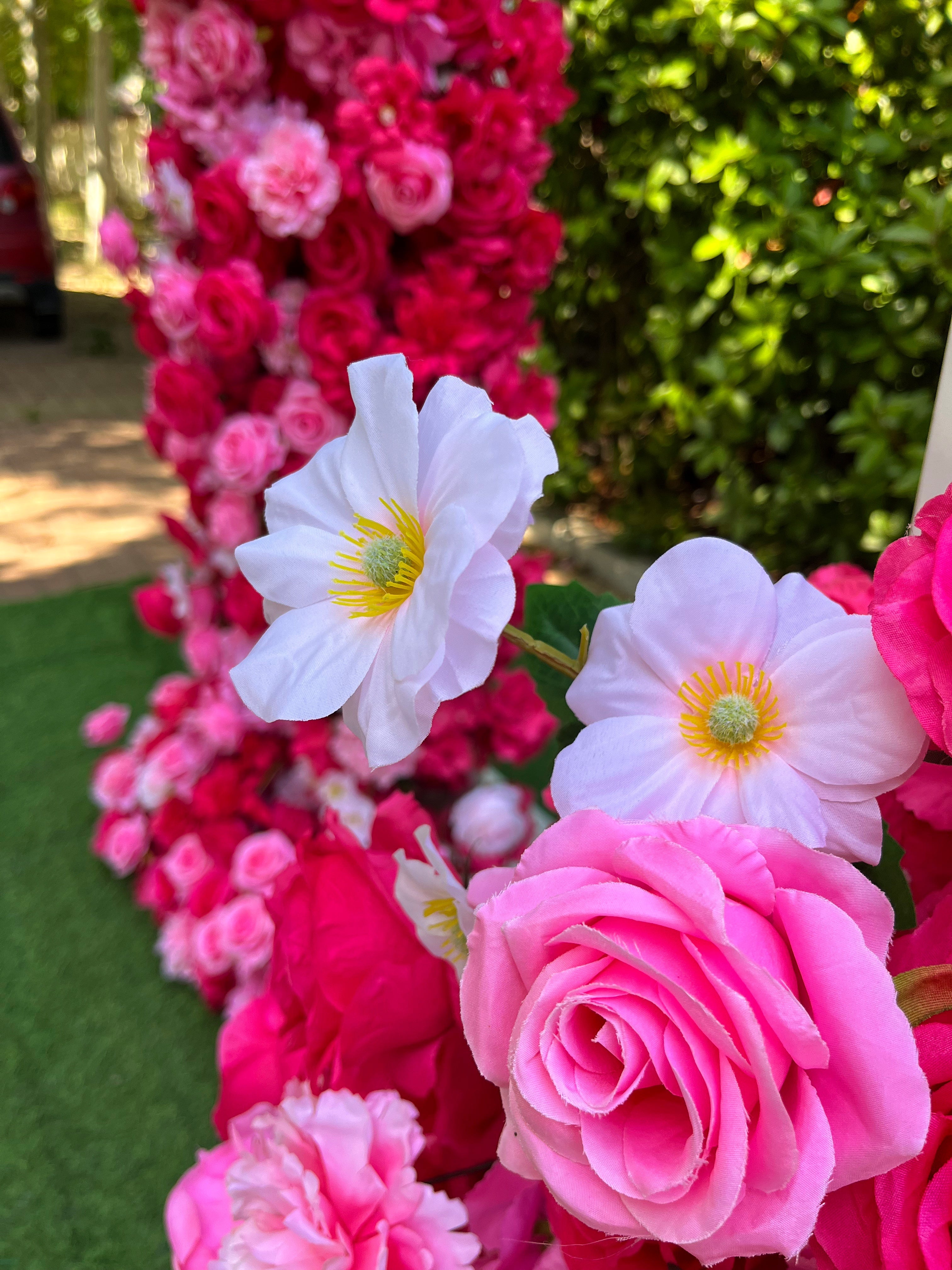 Red Pink Mixed Flower Tower Horn-Shaped Flower Wall Birthday Decor ABAW-2003