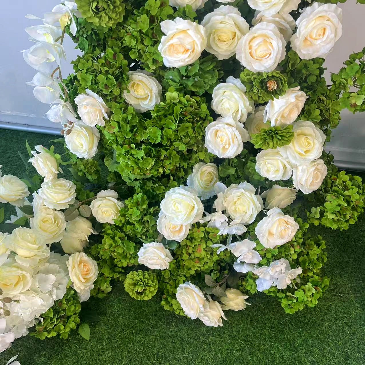 White Rose with Greenery Artificial Floral Pillars Wedding Arch Decor ABAW-009