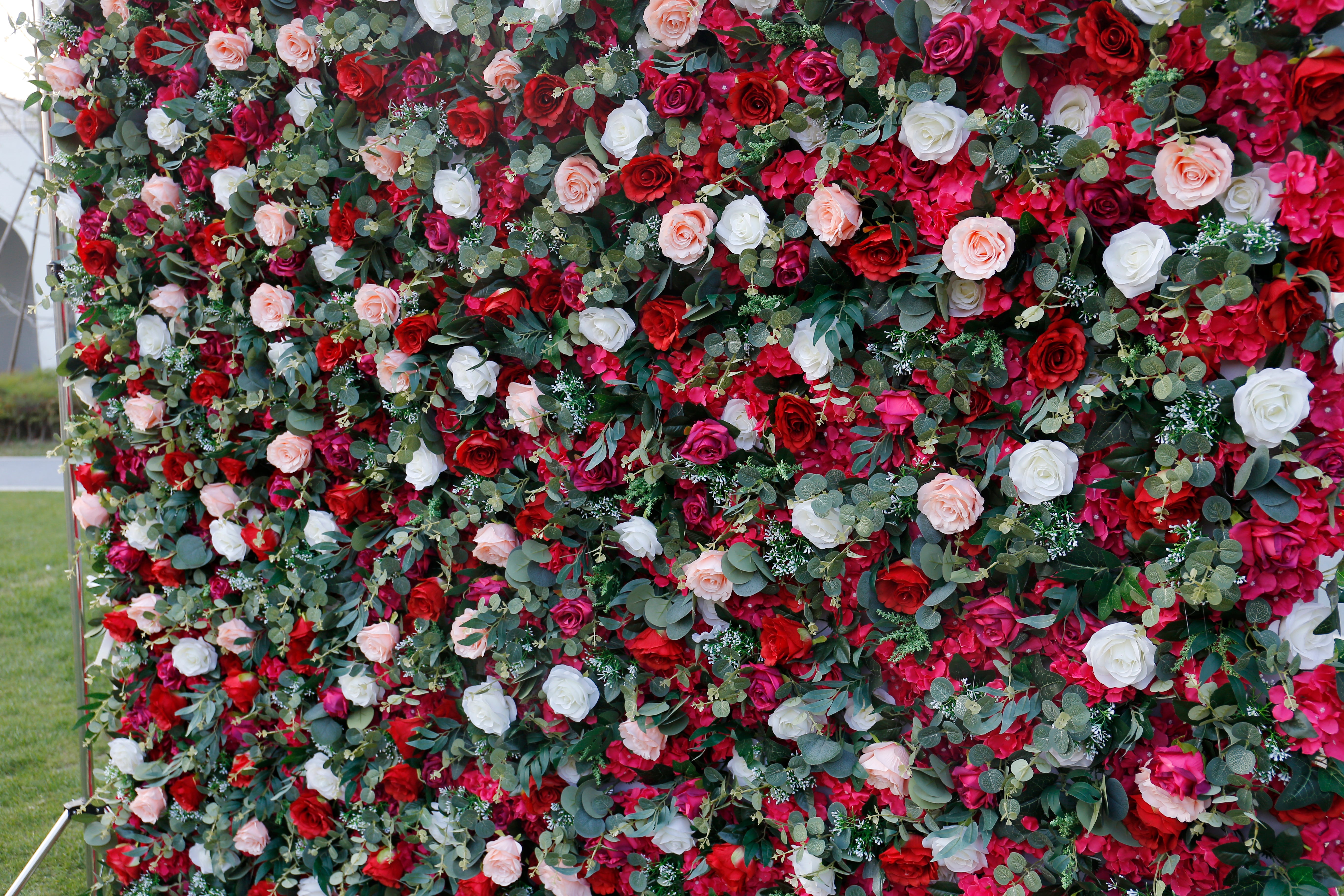 Romantic Red Fabric Rose Greenery Artificial Flower Wall Backdrop ACFW-014
