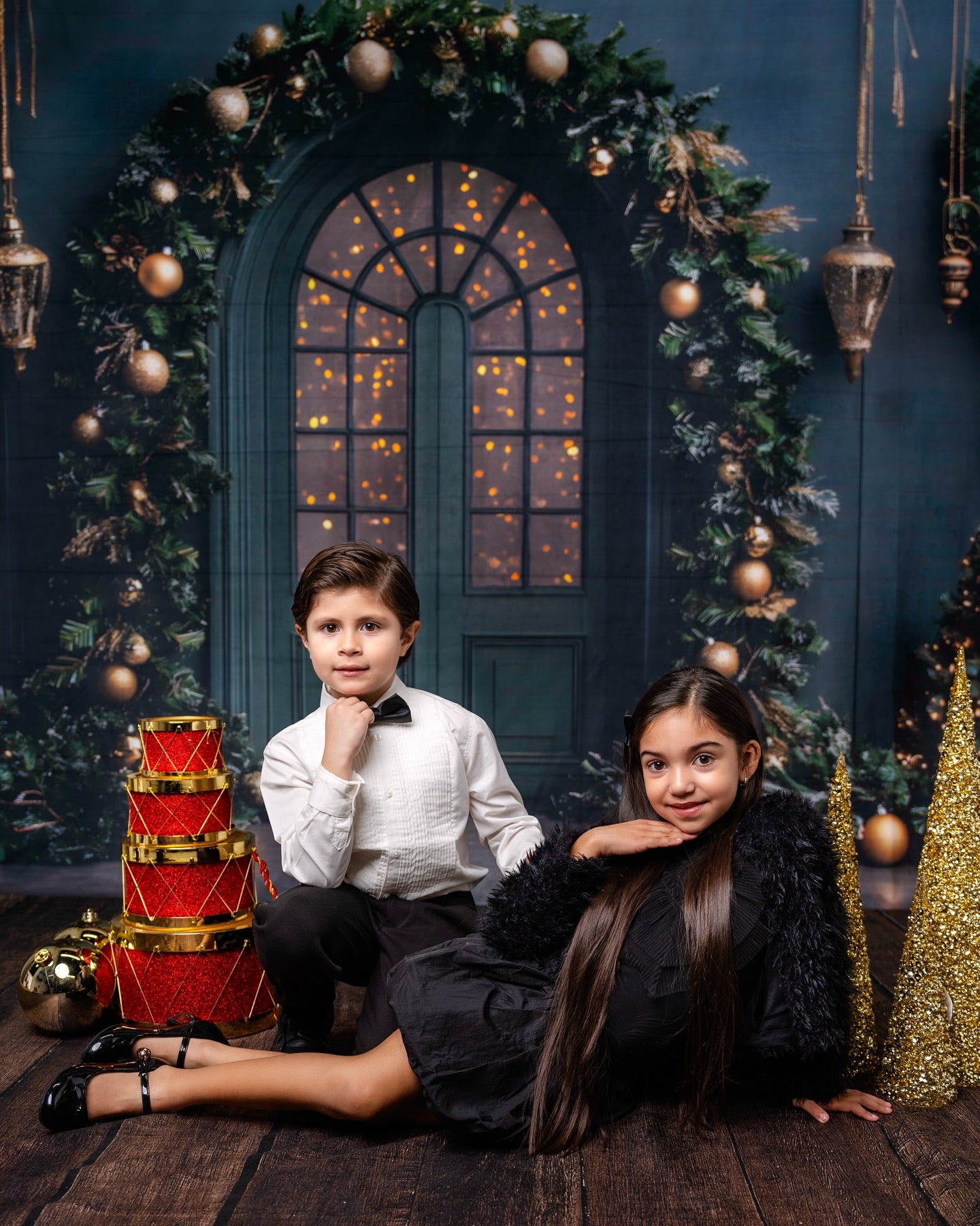 Christmas Tree Green Wall Door Backdrop RR8-345