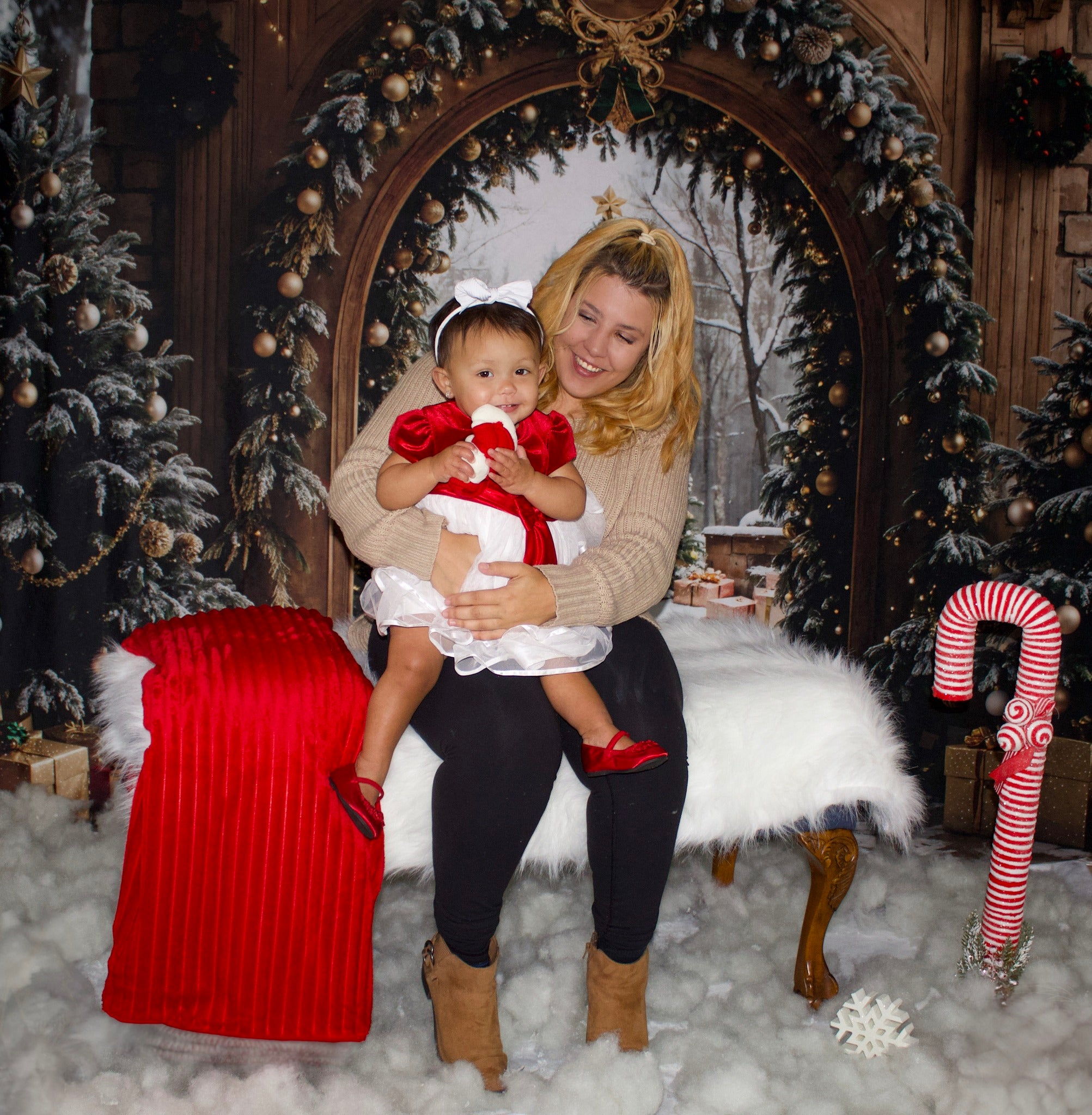 Christmas Tree Backdrop Snowy Forest Arch Door Christmas Photo Backdrop MRR9-77