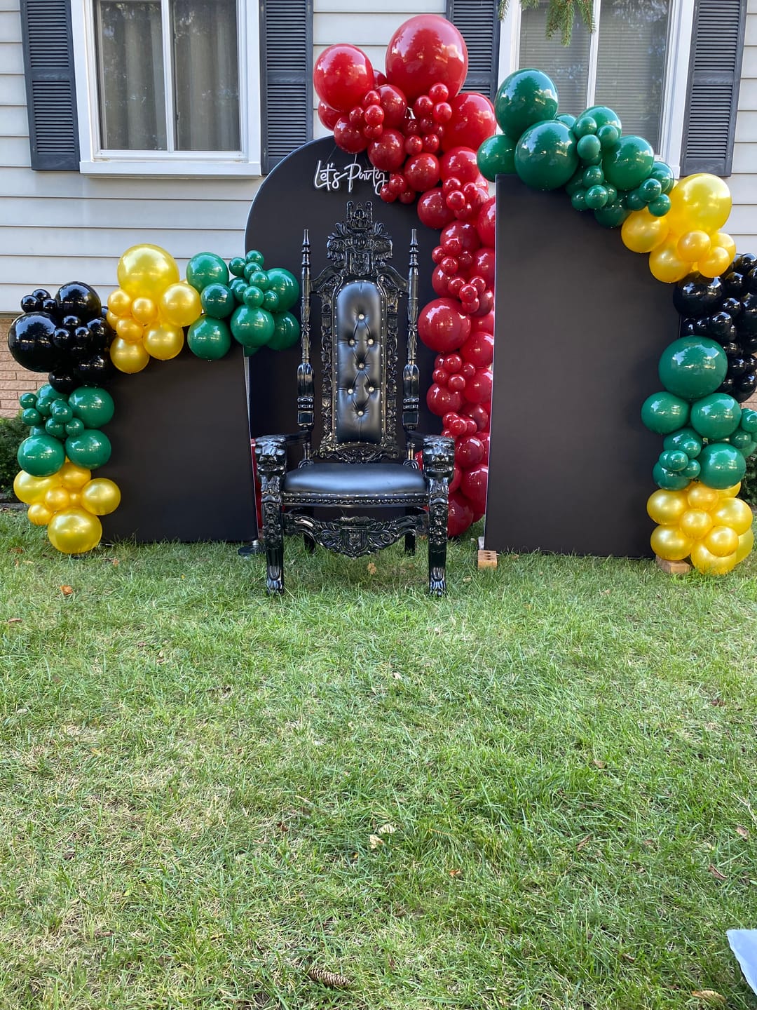 Personalized Uneven Arch Backdrop Kit for Theme Party