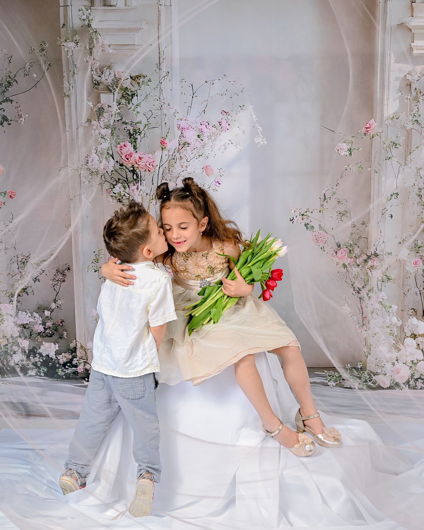 Mothers Day Backdrop Blooming Pink Roses Archway Backdrop GQ2-183