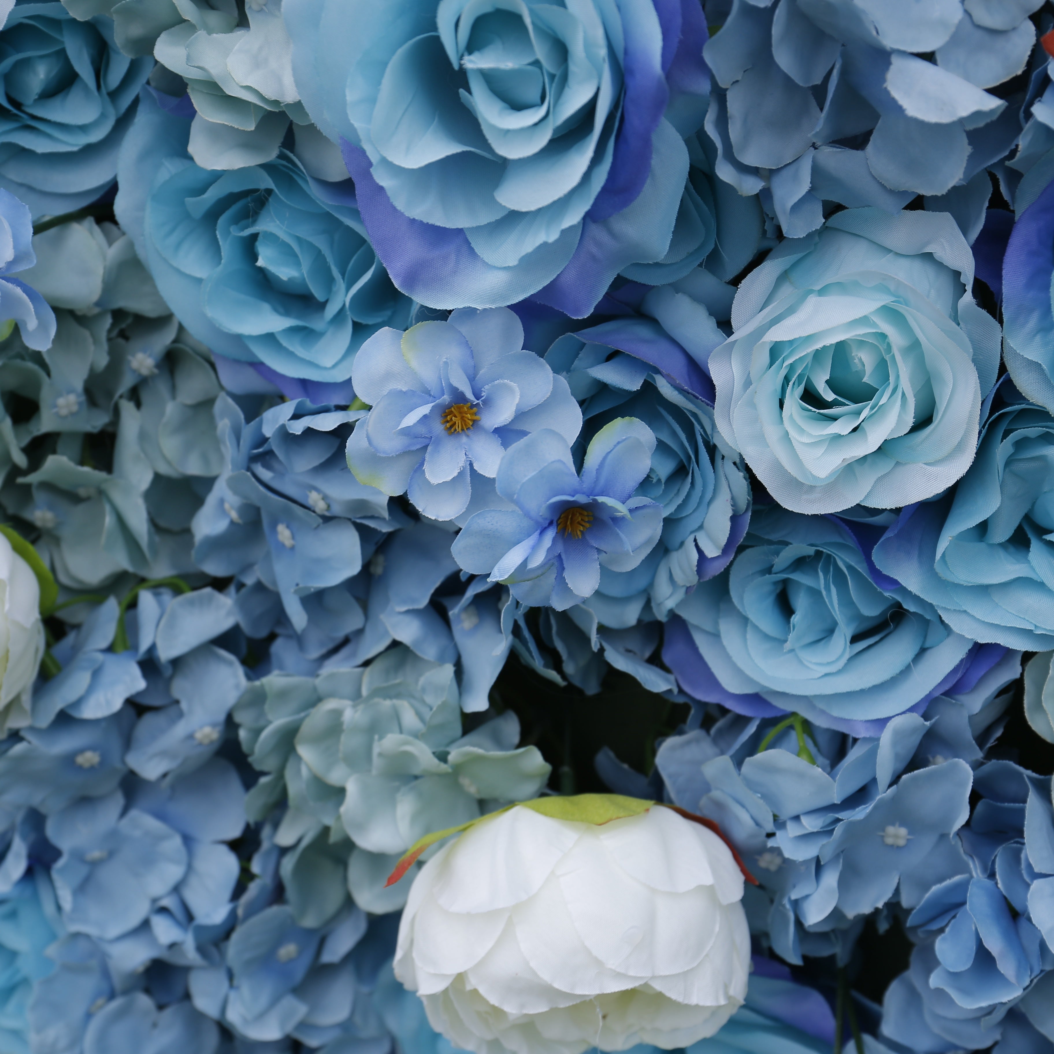 Blue & White Rose Roll-Up Fabric Flower Wall for Wedding Events ACFW-001