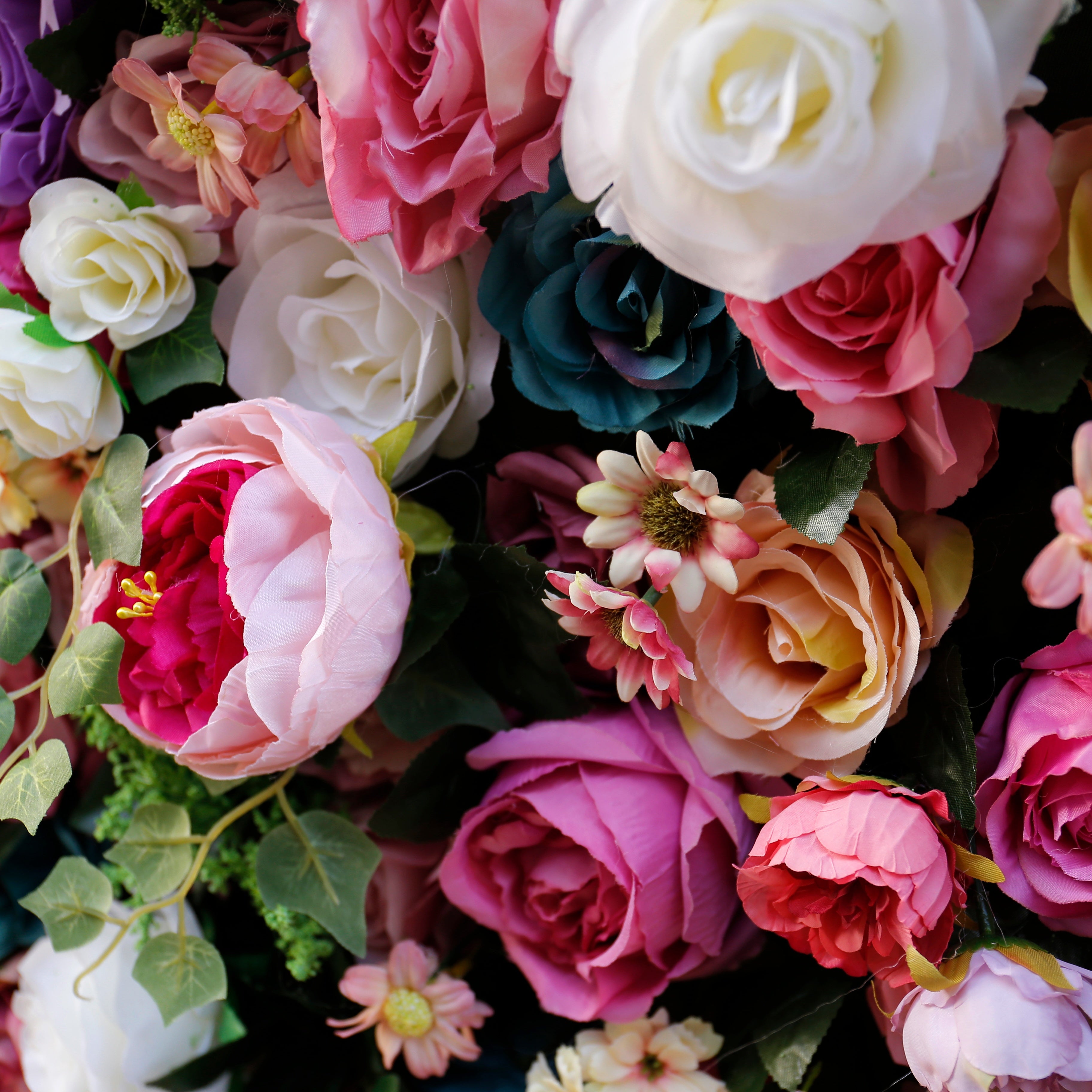 High-Density Mixed Color Artificial Rose Roll Up Flower Wall ACFW-006